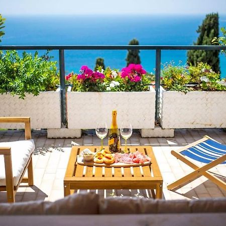 Il Grande Blu - Vista Panoramica Sul Golfo Ospedaletti Exterior foto