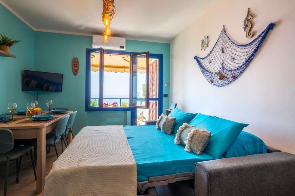 Il Grande Blu - Vista Panoramica Sul Golfo Ospedaletti Exterior foto
