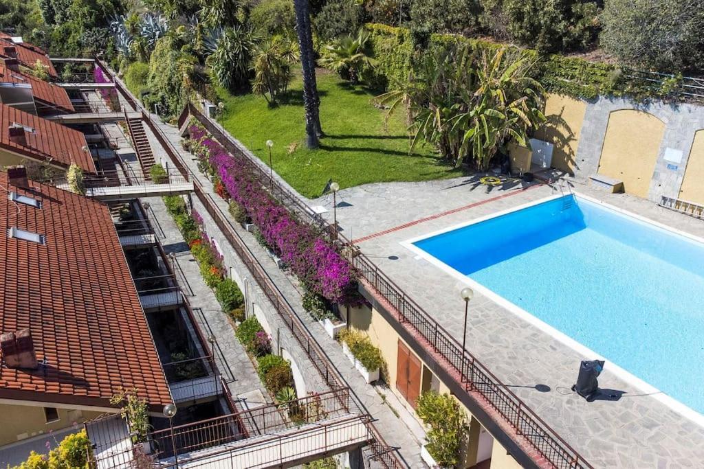 Il Grande Blu - Vista Panoramica Sul Golfo Ospedaletti Exterior foto